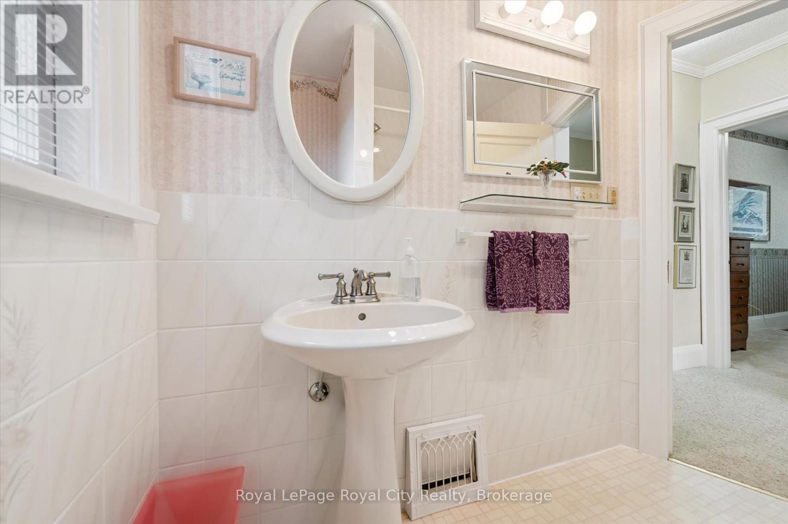 360 Provost Lane, Centre Wellington, Ontario  N1M 2N1 - Photo 32 - X12377391