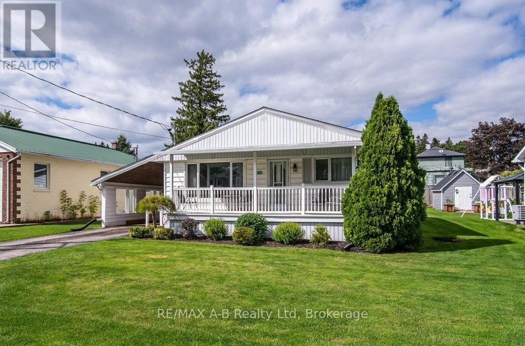 2210 WILLIAM SHAKESPEARE STREET, Perth East, Ontario