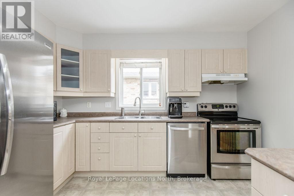 64 Marina Crescent, Collingwood, Ontario  L9Y 5N3 - Photo 15 - S12379787
