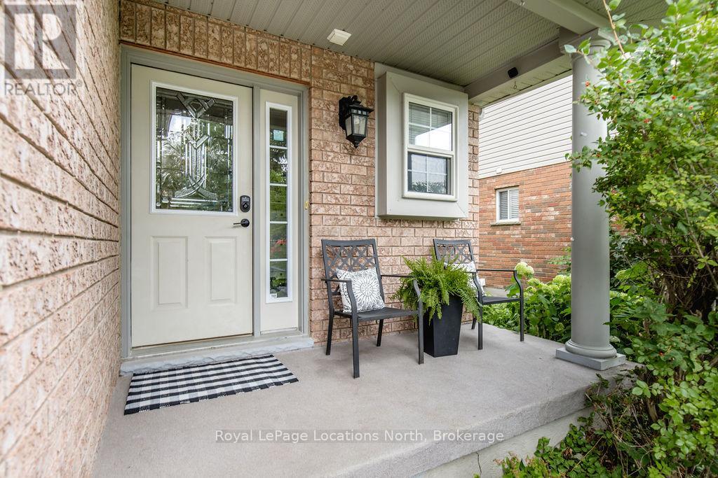 64 Marina Crescent, Collingwood, Ontario  L9Y 5N3 - Photo 2 - S12379787