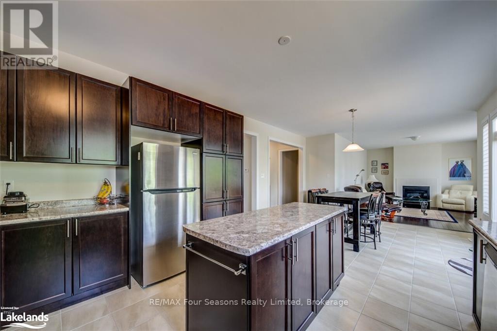 45 Mclean Avenue, Collingwood, Ontario  L9Y 3Z6 - Photo 12 - S12379955