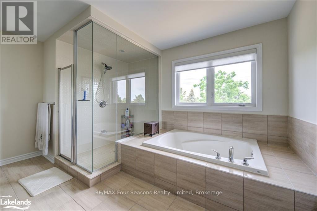 45 Mclean Avenue, Collingwood, Ontario  L9Y 3Z6 - Photo 24 - S12379955