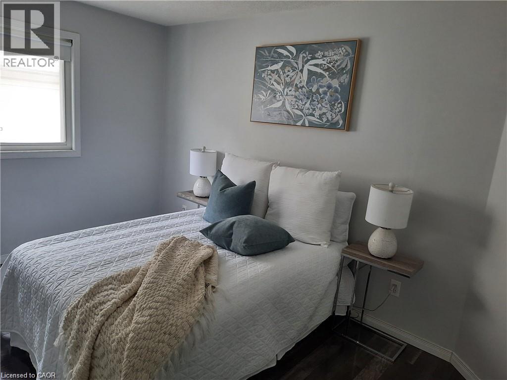 500 Snowdrop Court, Kitchener, Ontario  N2E 4G4 - Photo 26 - 40766078