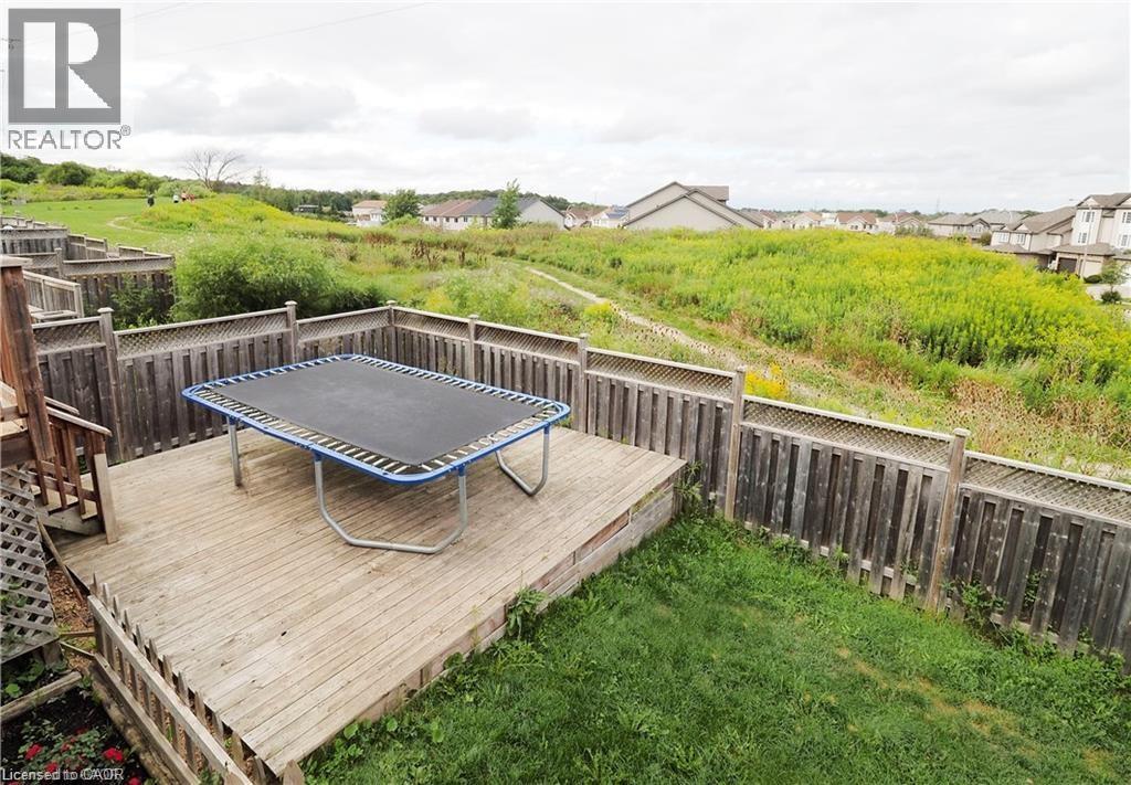 500 Snowdrop Court, Kitchener, Ontario  N2E 4G4 - Photo 35 - 40766078