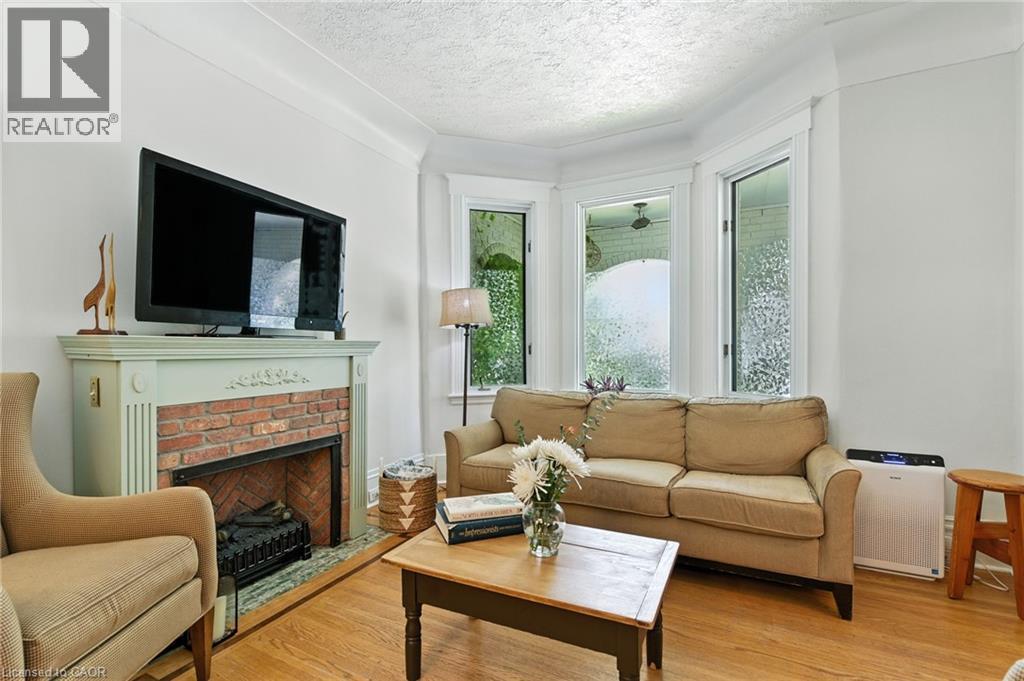 165 Burris Street, Hamilton, Ontario  L8M 2J7 - Photo 11 - 40764882