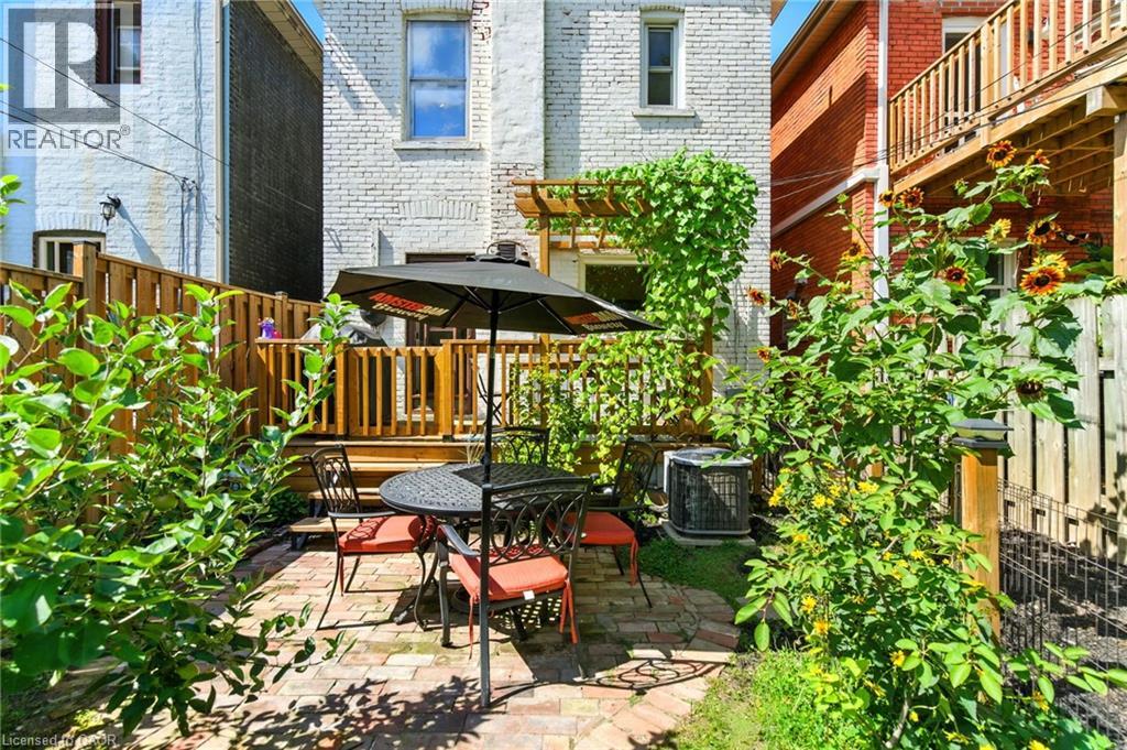 165 Burris Street, Hamilton, Ontario  L8M 2J7 - Photo 34 - 40764882