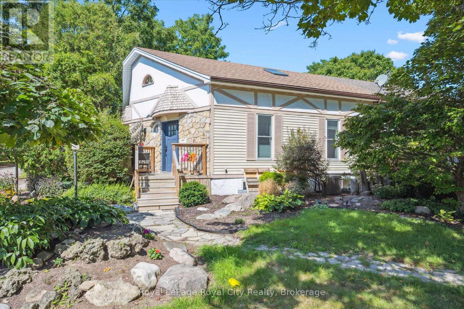121 NOTTINGHAM STREET, Guelph, Ontario