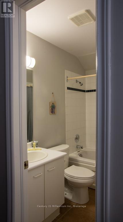 110 - 796468 Grey 19 Road, Blue Mountains, Ontario  L9Y 0N6 - Photo 10 - X12380907