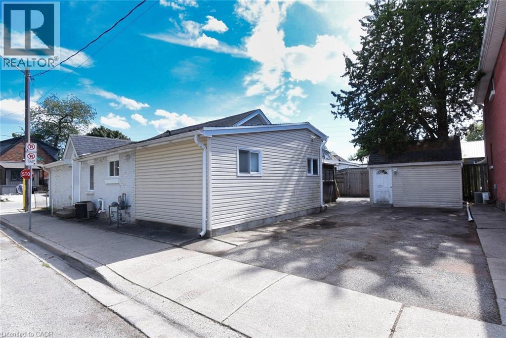 139 Chestnut Avenue, Brantford, Ontario  N3T 4C8 - Photo 15 - 40766009