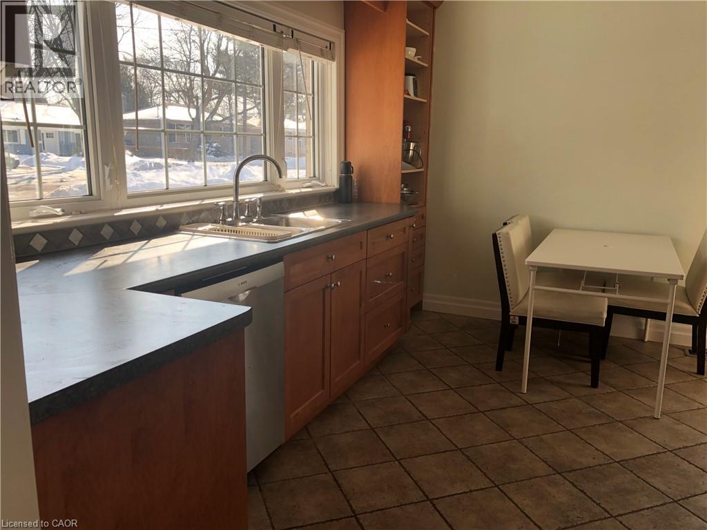 5433 Spruce Avenue, Burlington, Ontario  L7L 1N8 - Photo 14 - 40765868