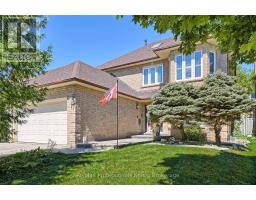 8 ELMSLEY DRIVE E, Richmond Hill, Ontario