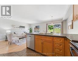 158 KEMP CRESCENT, Guelph, Ontario