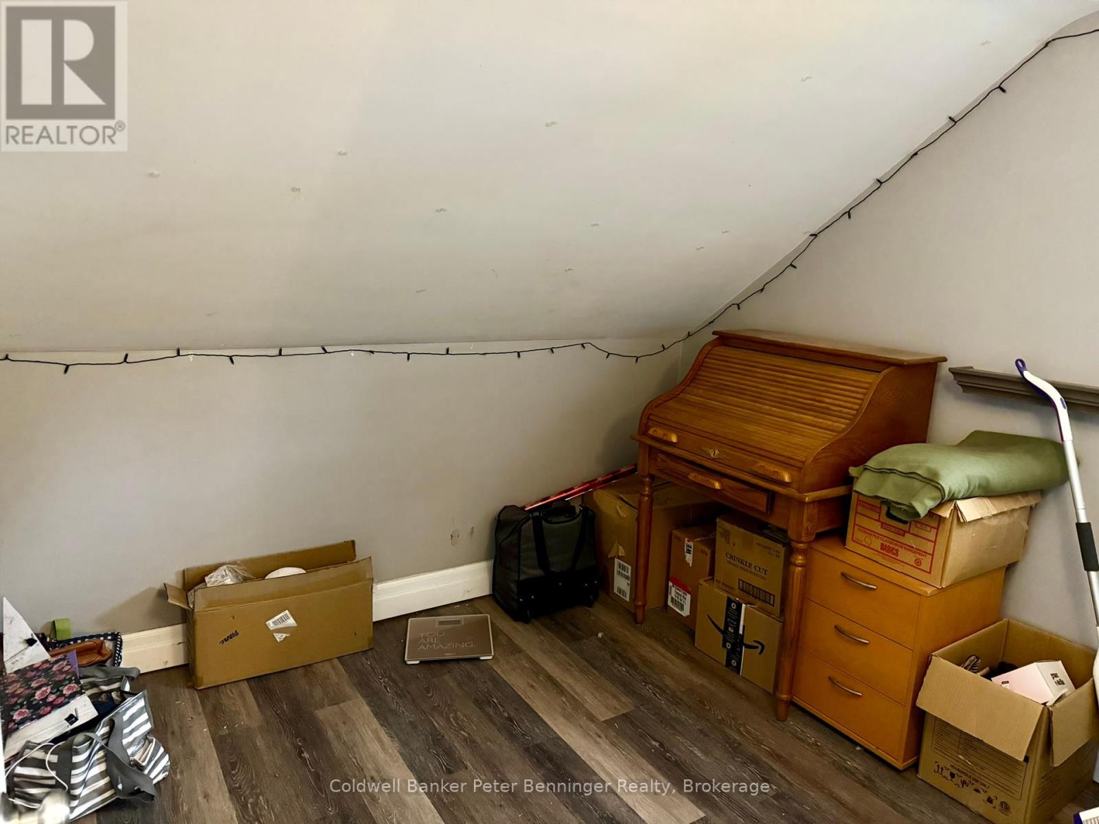 582 9th Street, Hanover, Ontario  N4N 1M6 - Photo 15 - X12381873