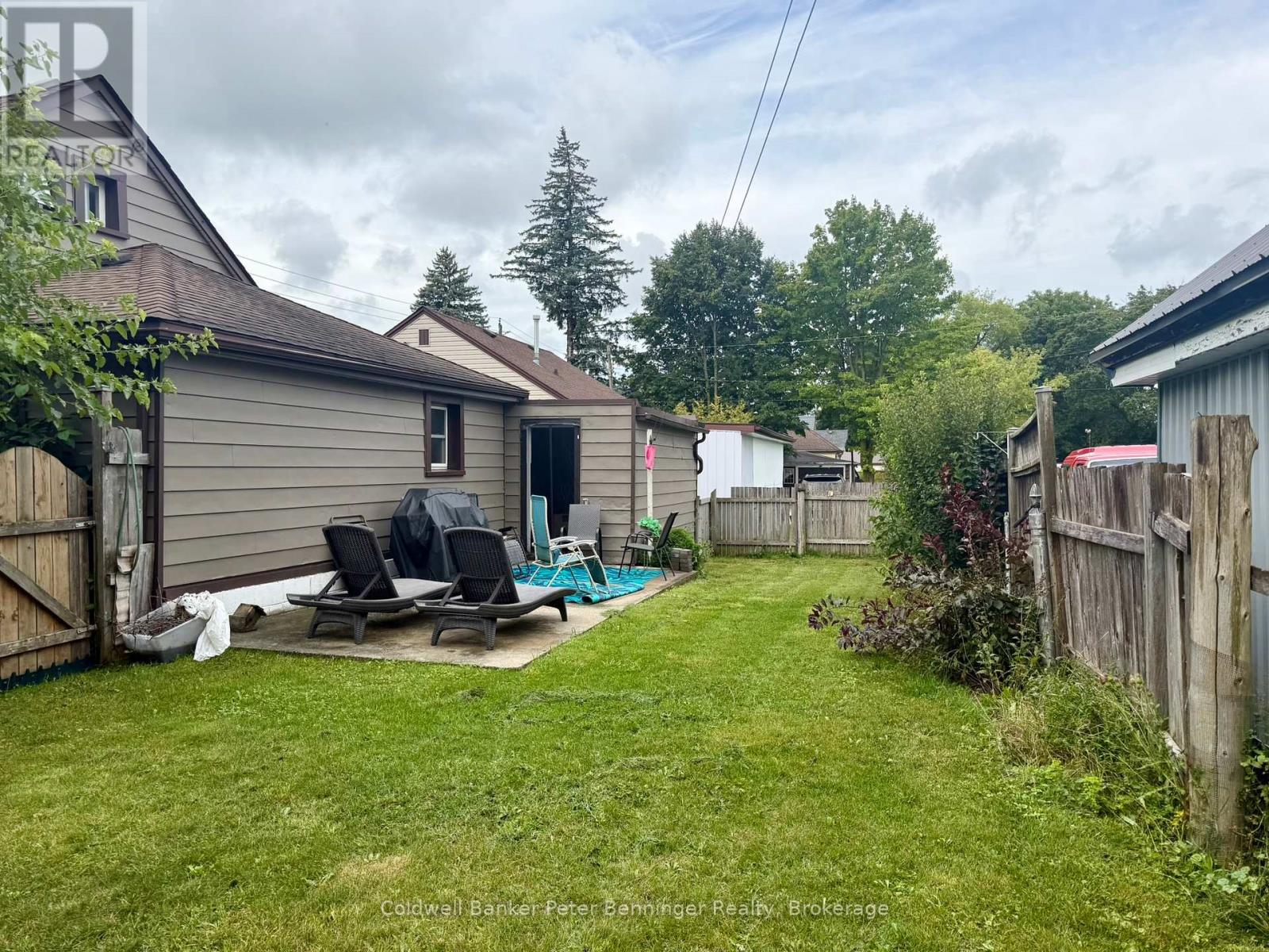 582 9th Street, Hanover, Ontario  N4N 1M6 - Photo 18 - X12381873