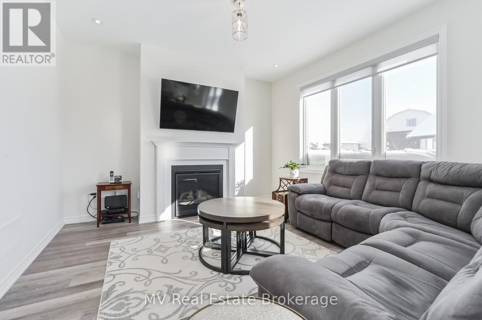128 Farley Road, Centre Wellington, Ontario  N1M 0E8 - Photo 21 - X12381967