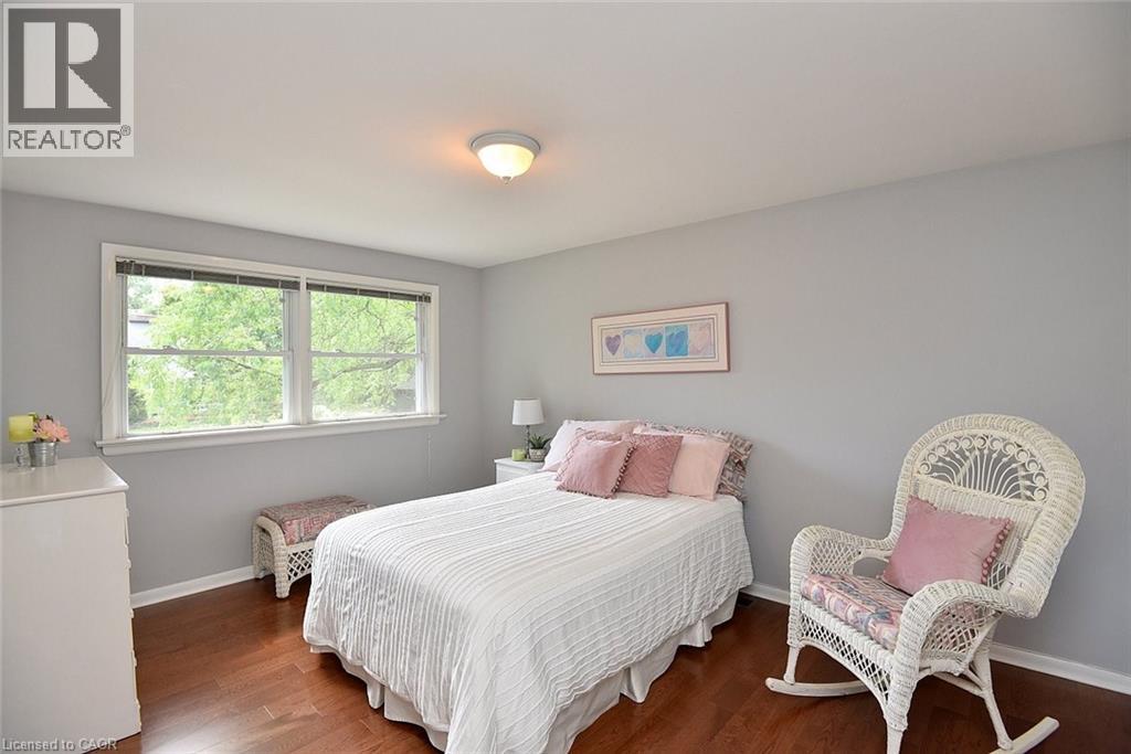 219 Strathcona Drive, Burlington, Ontario  L7L 2C7 - Photo 18 - 40764895