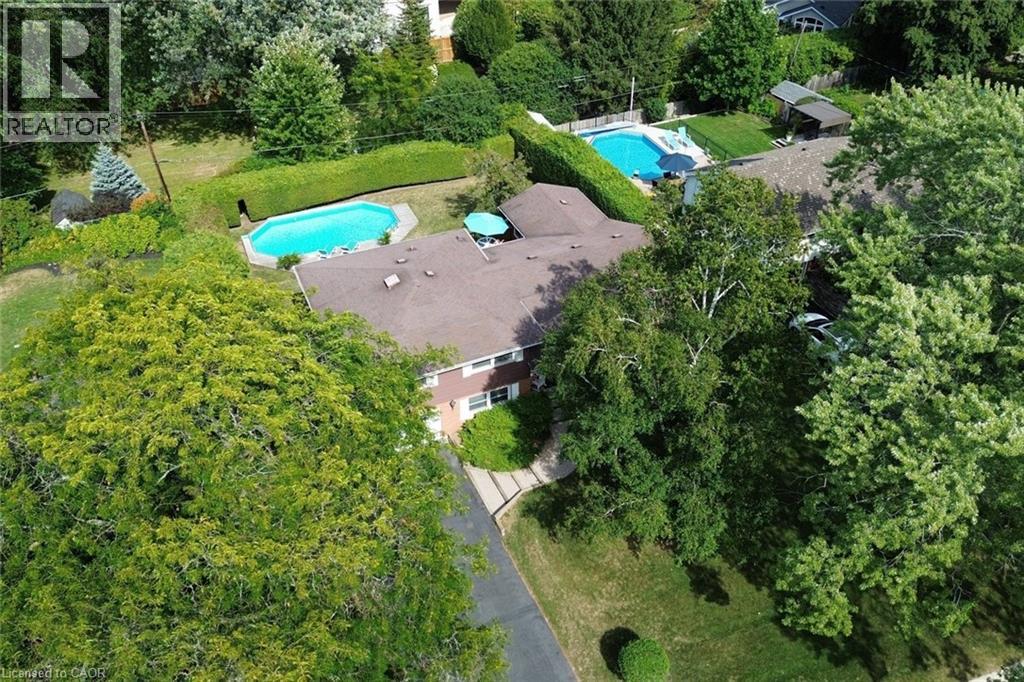 219 Strathcona Drive, Burlington, Ontario  L7L 2C7 - Photo 2 - 40764895