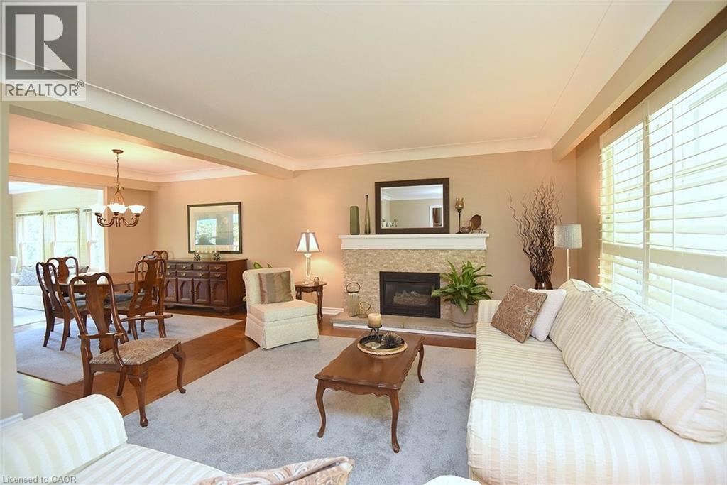 219 Strathcona Drive, Burlington, Ontario  L7L 2C7 - Photo 7 - 40764895