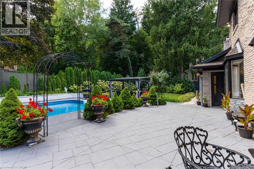 28 Stonegate Drive, Hamilton, Ontario  L9G 3R7 - Photo 44 - 40764260