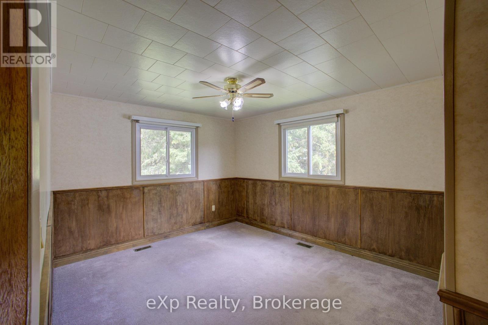 2033 Mill Street, Howick, Ontario  N0G 1X0 - Photo 15 - X12382289