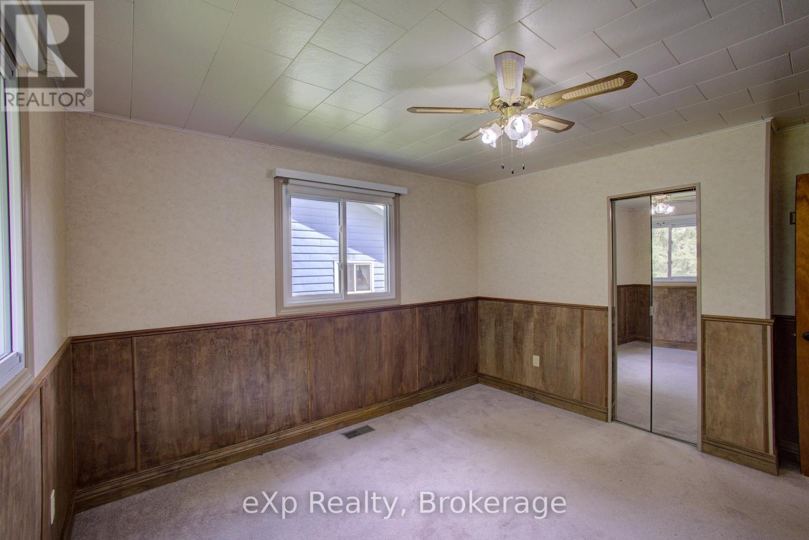 2033 Mill Street, Howick, Ontario  N0G 1X0 - Photo 16 - X12382289
