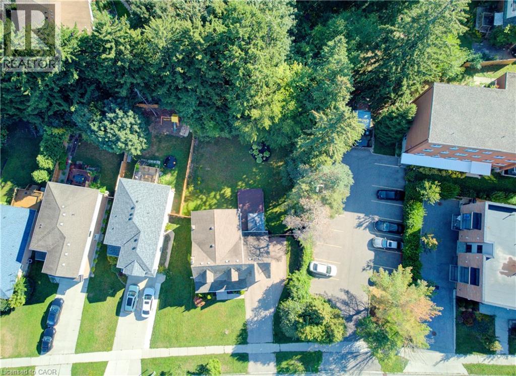 6 Churchill Street, Waterloo, Ontario  N2L 2X2 - Photo 8 - 40766059