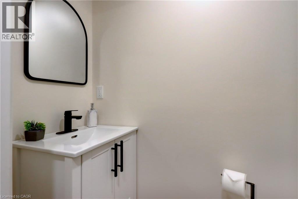 355 Fisher Mills Road Unit# 74, Cambridge, Ontario  N3C 4N5 - Photo 28 - 40765988