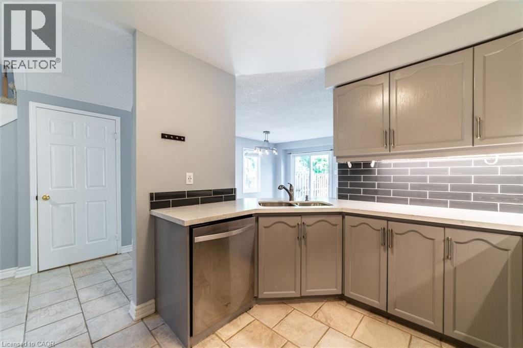 2022 Atkinson Drive Unit# 11, Burlington, Ontario  L7M 4H6 - Photo 11 - 40766251