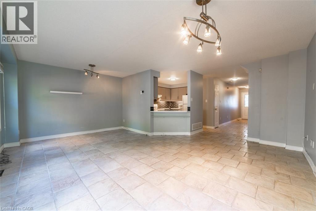 2022 Atkinson Drive Unit# 11, Burlington, Ontario  L7M 4H6 - Photo 7 - 40766251