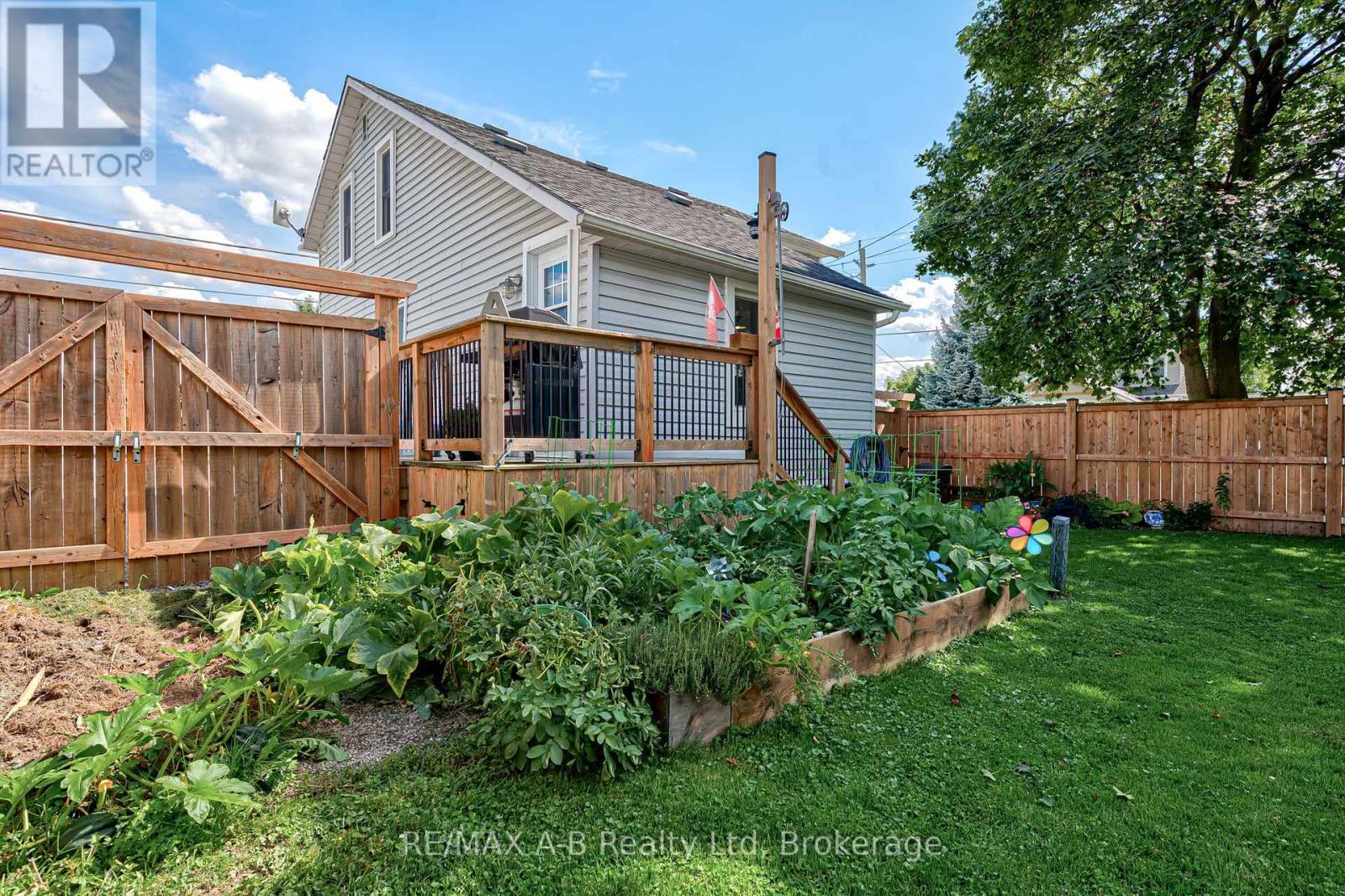 36 Huron Street, Huron East, Ontario  N0K 1W0 - Photo 42 - X12382696
