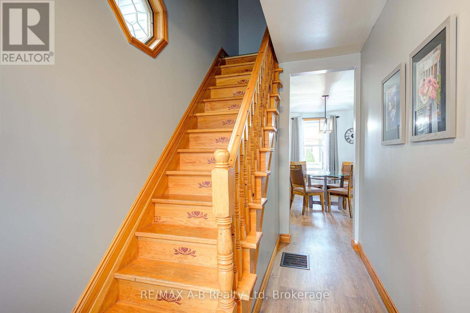 36 Huron Street, Huron East, Ontario  N0K 1W0 - Photo 9 - X12382696