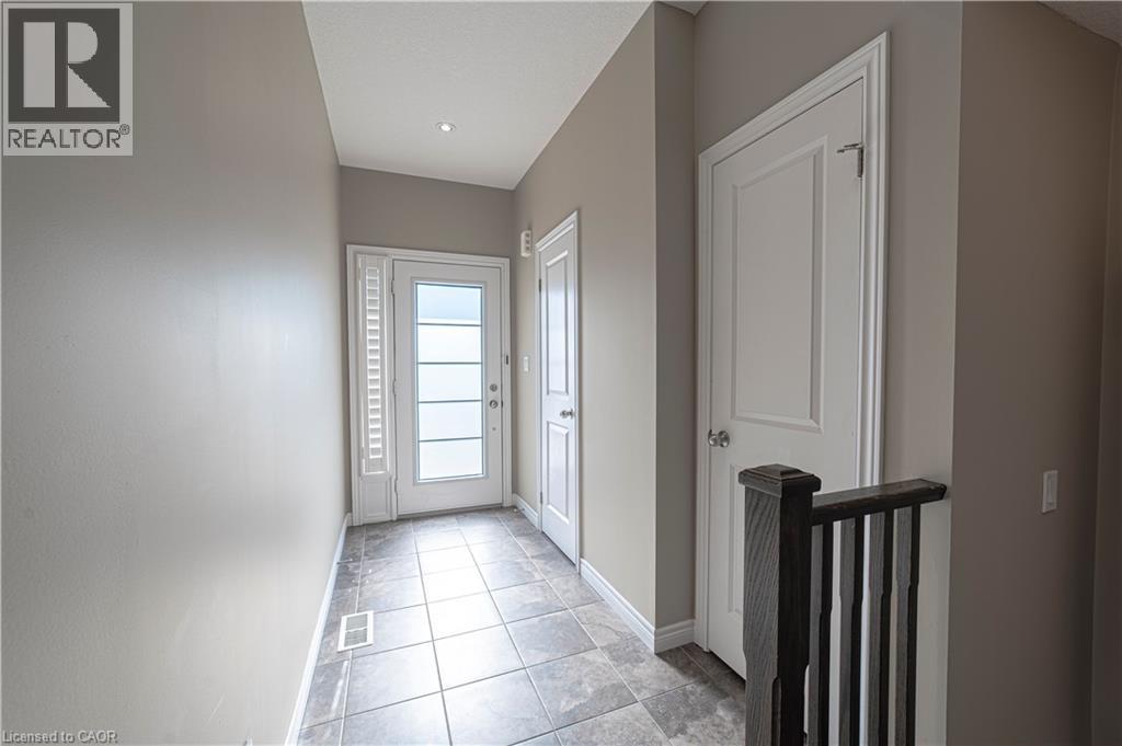 28 Kingsborough Drive, Hamilton, Ontario  L0R 1P0 - Photo 4 - 40765992