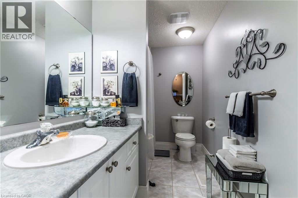 13 Ferncliffe Street, Cambridge, Ontario  N1T 2C8 - Photo 15 - 40766051
