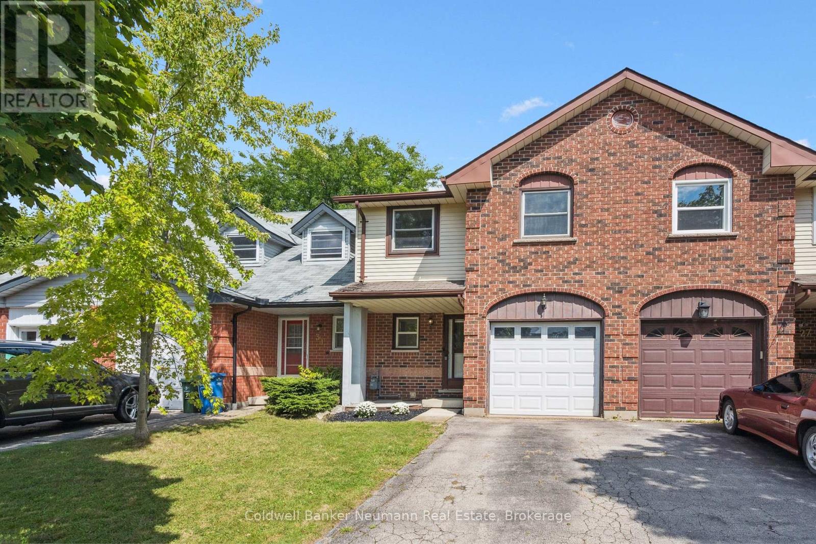 29 GRANDRIDGE CRESCENT, Guelph, Ontario