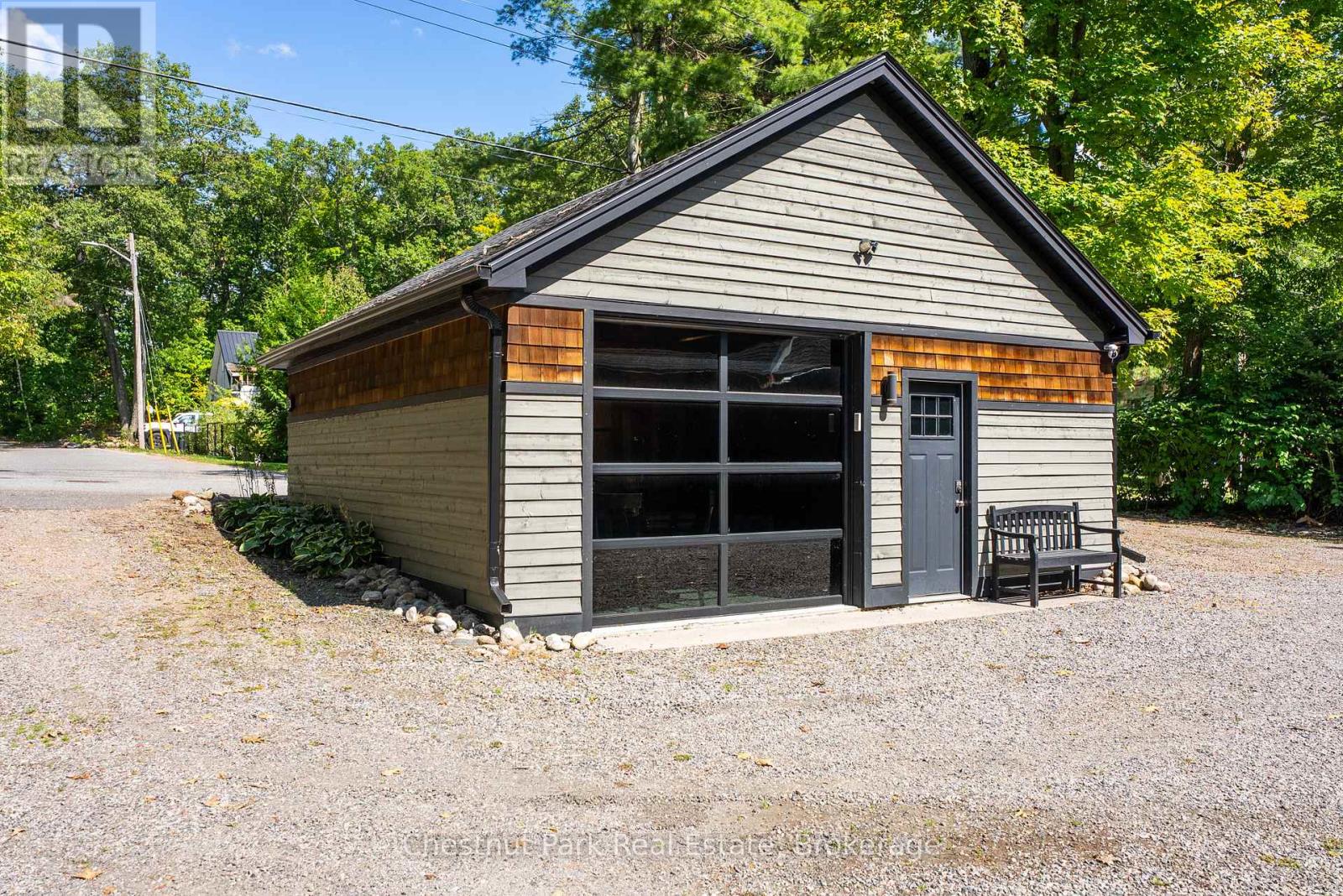 1030a Gordon Street, Muskoka Lakes, Ontario  P0C 1A0 - Photo 34 - X12383018