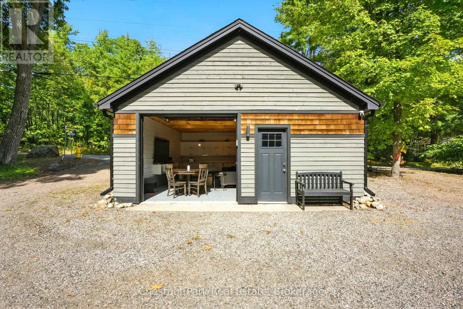 1030a Gordon Street, Muskoka Lakes, Ontario  P0C 1A0 - Photo 35 - X12383018