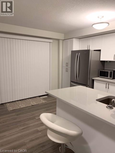 35 Sportsman Hill Street, Kitchener, Ontario  N2P 0J2 - Photo 2 - 40763104