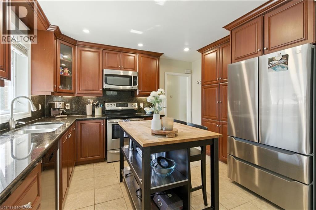 2224 Ghent Avenue, Burlington, Ontario  L7R 1Y7 - Photo 8 - 40766356