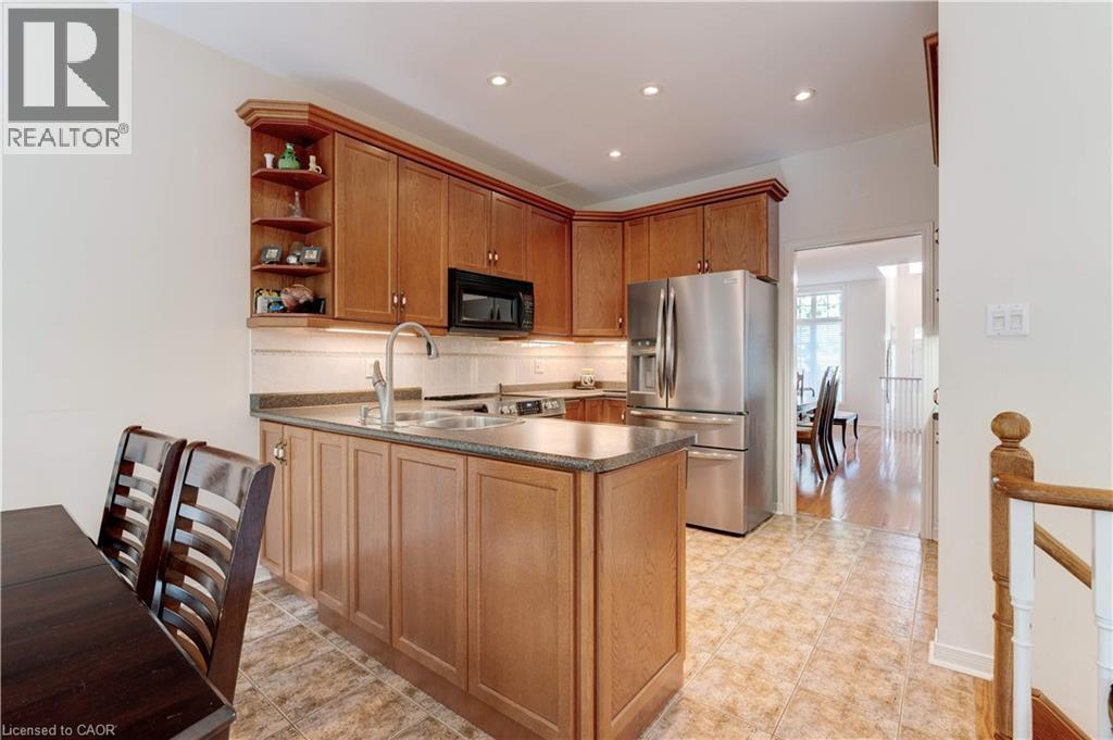 2500 Westoak Trails Boulevard, Oakville, Ontario  L6M 3S1 - Photo 12 - 40764334