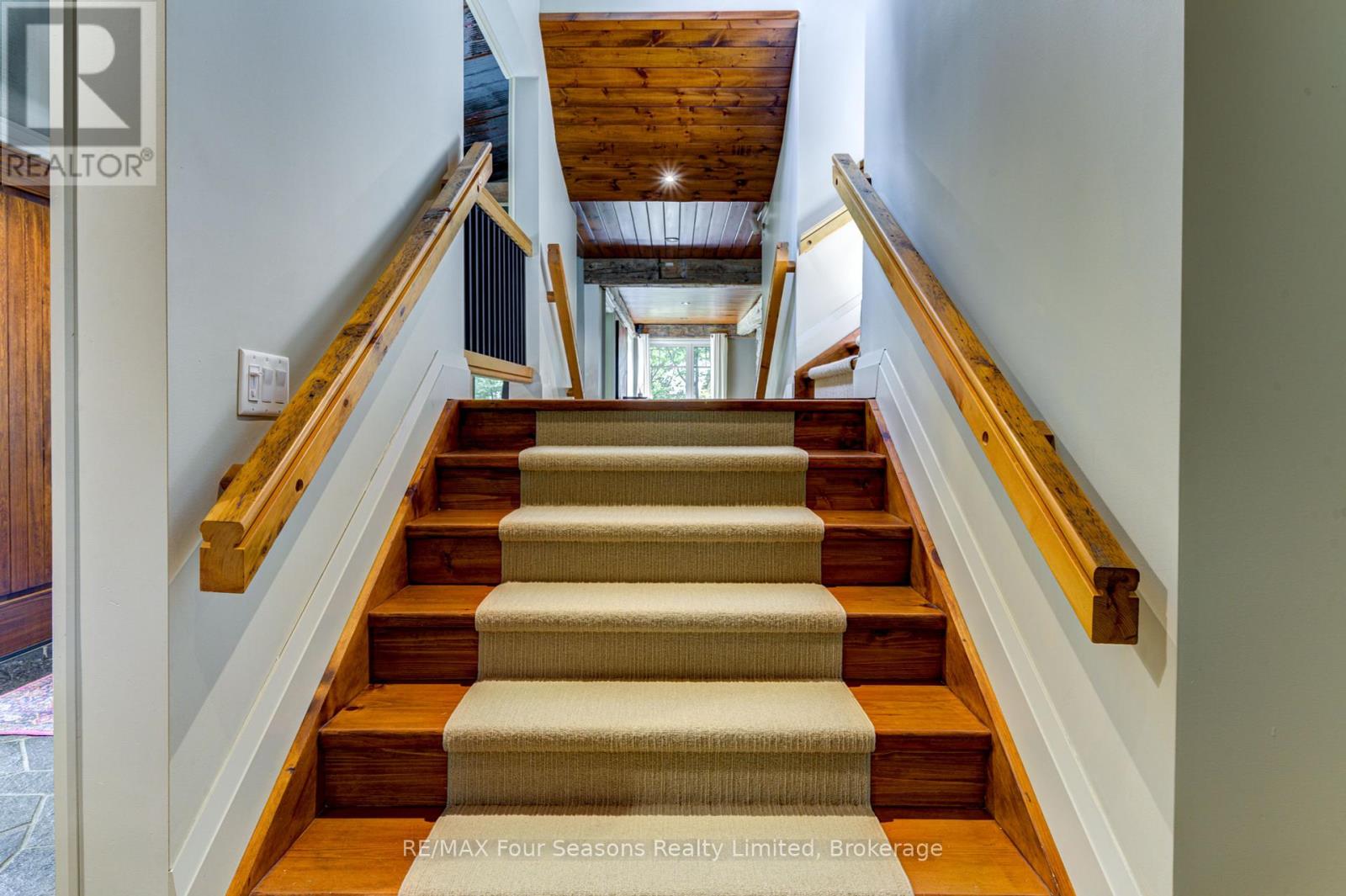 177 Osprey Heights, Grey Highlands, Ontario  N0C 1M0 - Photo 23 - X12383249