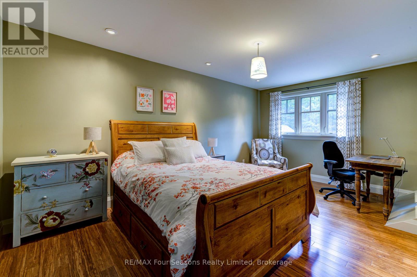 177 Osprey Heights, Grey Highlands, Ontario  N0C 1M0 - Photo 31 - X12383249