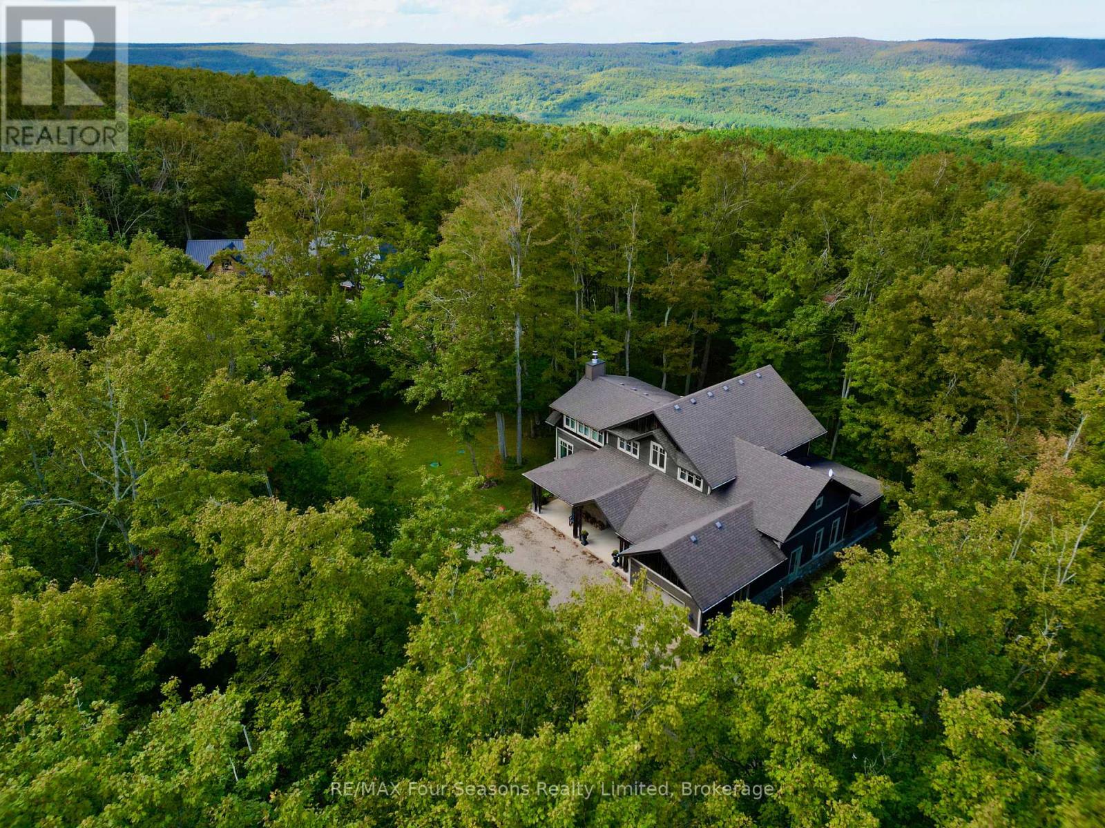 177 Osprey Heights, Grey Highlands, Ontario  N0C 1M0 - Photo 49 - X12383249