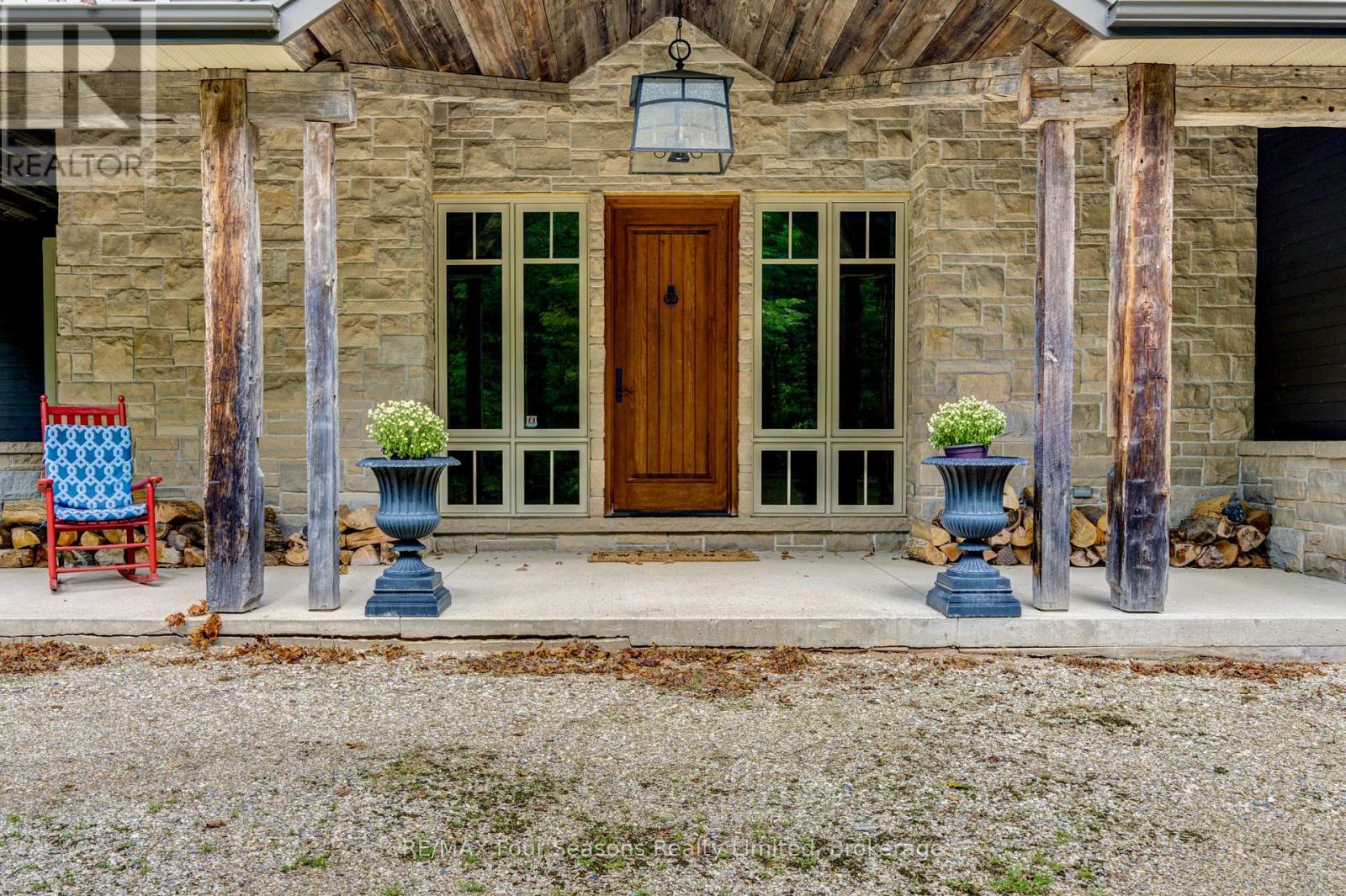 177 Osprey Heights, Grey Highlands, Ontario  N0C 1M0 - Photo 6 - X12383249