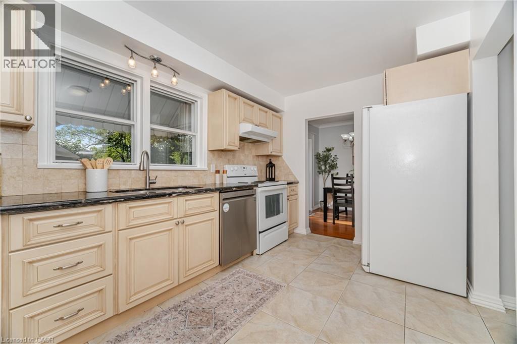 2295 Barclay Road, Burlington, Ontario  L7R 2B7 - Photo 14 - 40765834