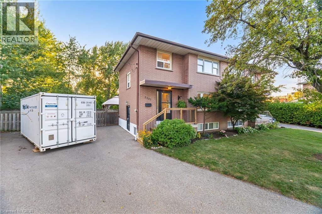 2295 Barclay Road, Burlington, Ontario  L7R 2B7 - Photo 3 - 40765834