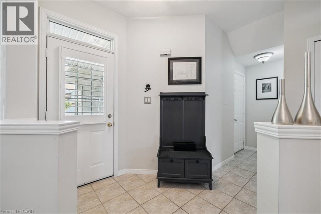 1199 Stephenson Drive, Burlington, Ontario  L7S 2M3 - Photo 4 - 40765781