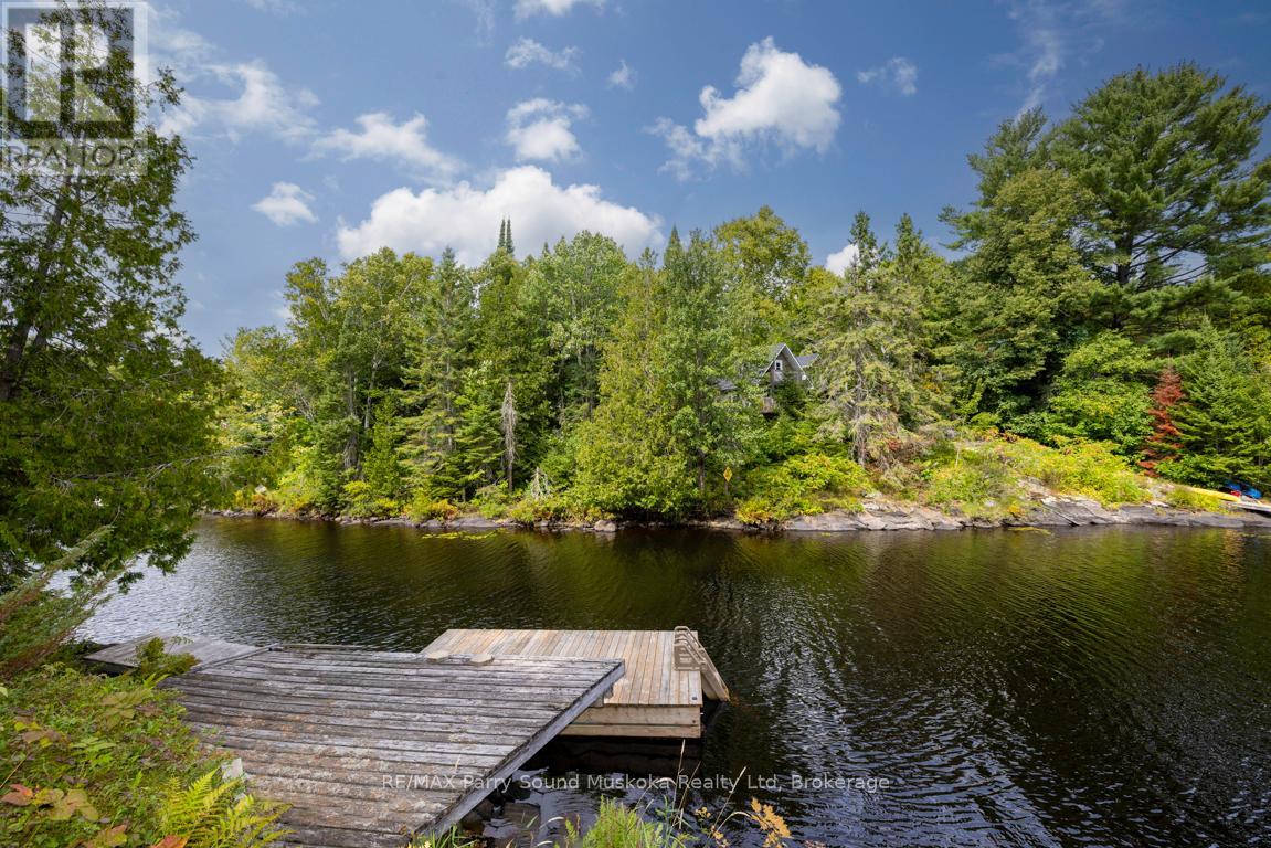 252 Dunchurch Estates Road, Whitestone, Ontario  P0A 1G0 - Photo 2 - X12383449