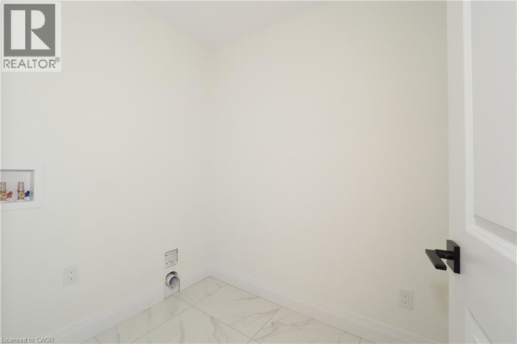 217 Jeffrey Place, Kitchener, Ontario  N2C 2T7 - Photo 25 - 40764794