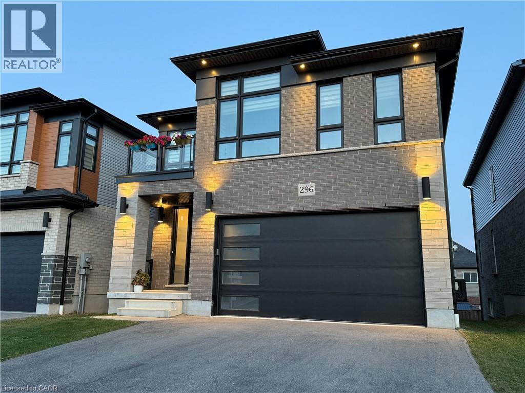 296 Chokecherry Crescent Crescent, Waterloo, Ontario  N2V 0H1 - Photo 2 - 40766572