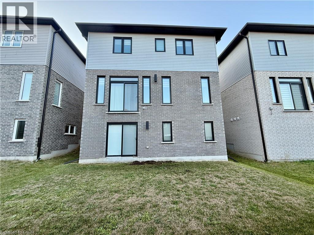 296 Chokecherry Crescent Crescent, Waterloo, Ontario  N2V 0H1 - Photo 38 - 40766572